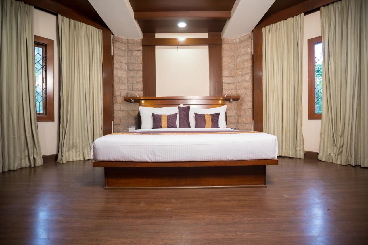 Hotel Kodai International Kodaikanal Pokoj fotografie